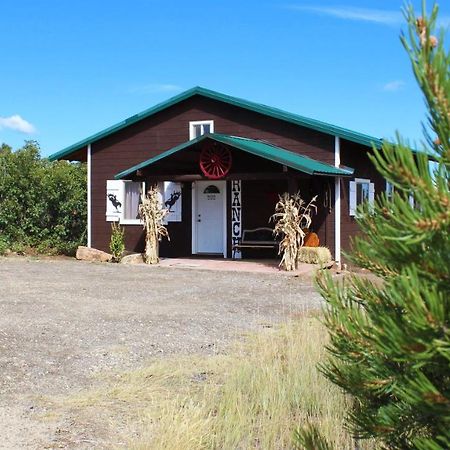 Ranch Mountain Cabin, Stunning! Campfire, Hiking Монтичело Екстериор снимка