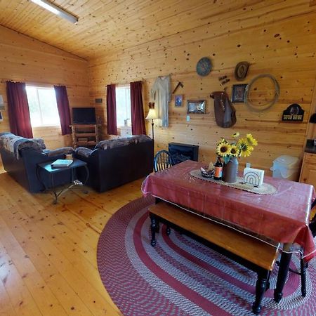 Ranch Mountain Cabin, Stunning! Campfire, Hiking Монтичело Екстериор снимка
